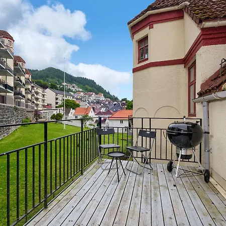 Apartamento Moderne Leilighet Med Sjoutsikt Bergen