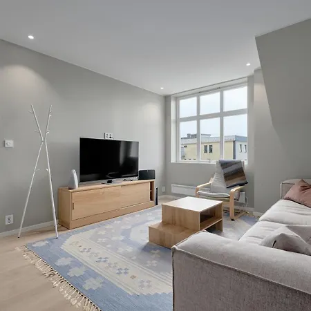 Apartamento Moderne Leilighet Med Sjoutsikt